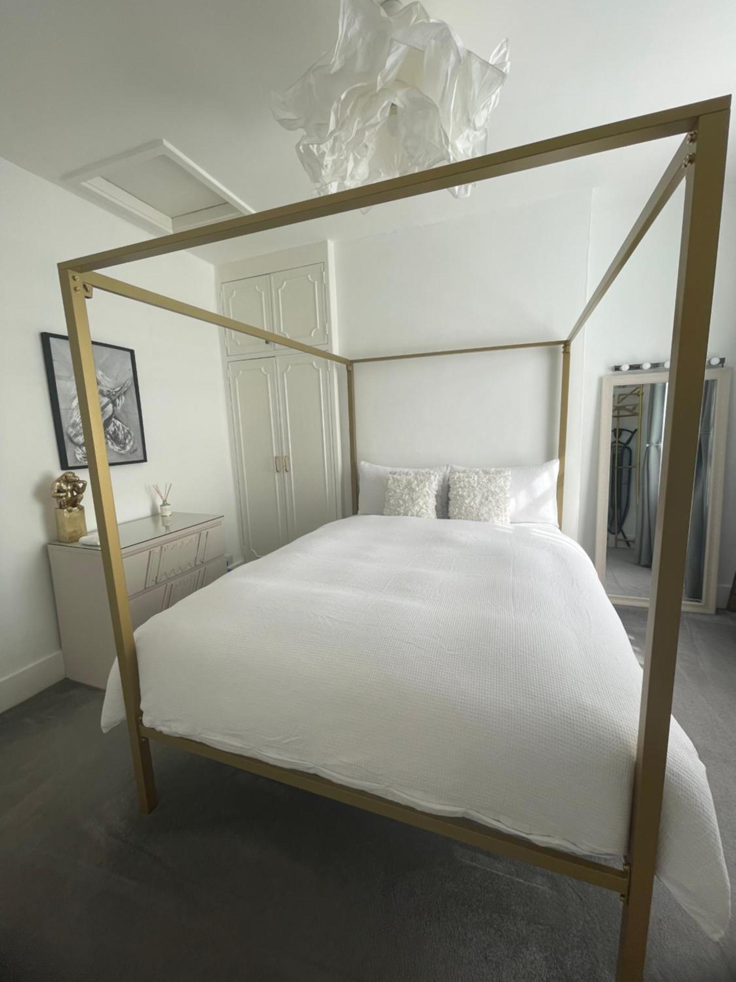 Queen Bedroom In Maida Vale Londres Exterior foto